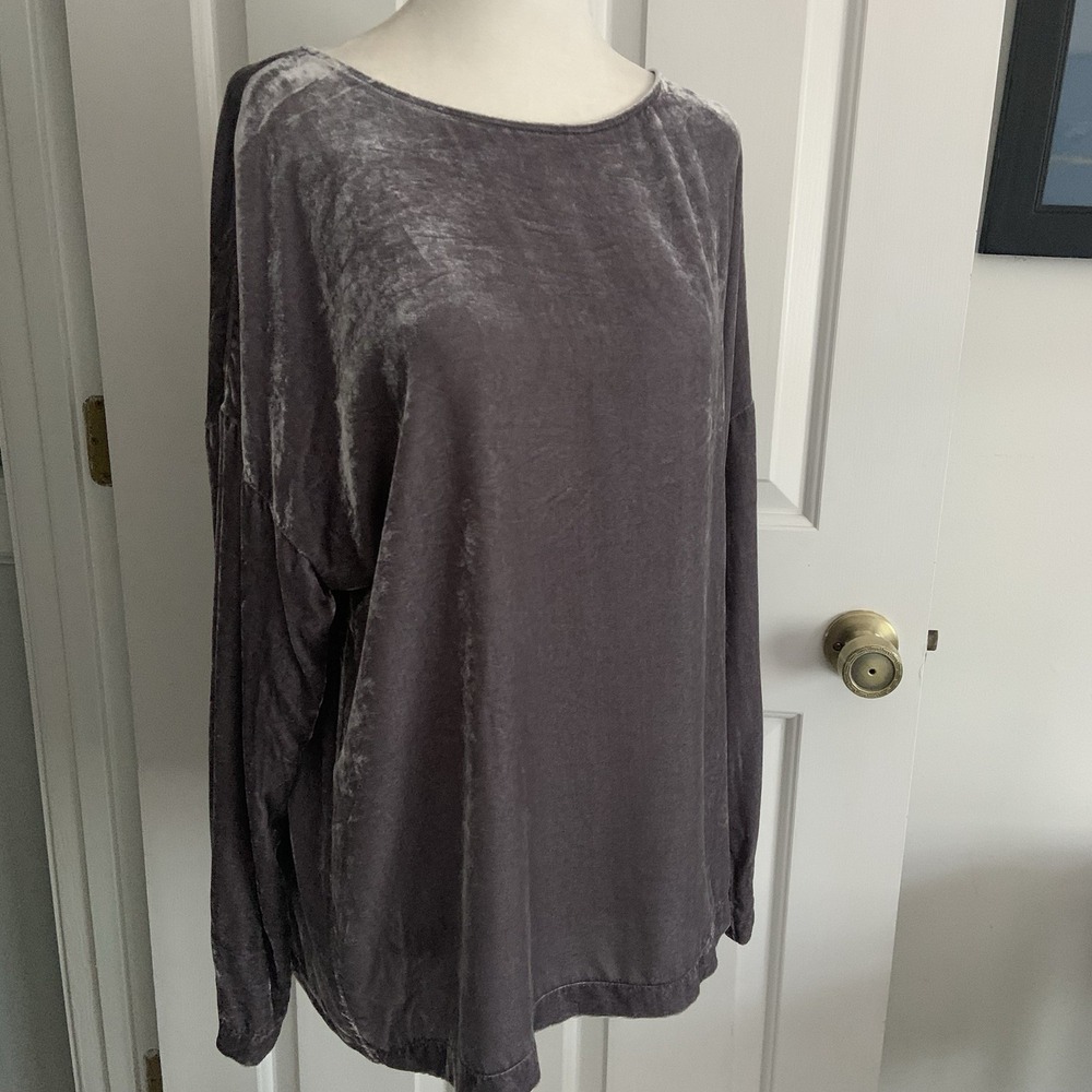 J Jill Silk Blend Gray Velvet Long Sleeve Round Neck Top Romantic sz M EUC